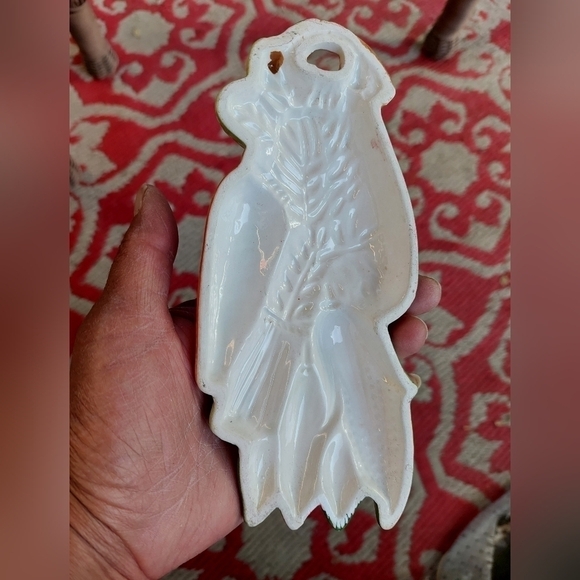 Vintage Glazed Ceramic Veggie Wall Decor - Picture 2 of 4